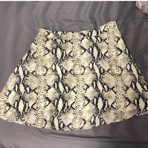 Tobi mini skirt